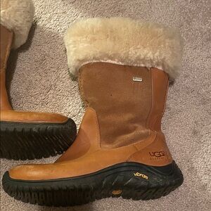 UGG Women's Brown Winter Boots with Shearling